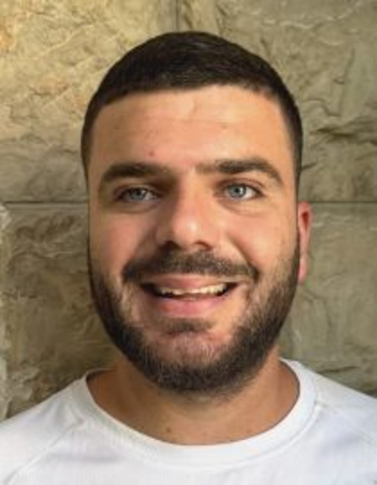 תמונת פורטרט של בעל המקצוע