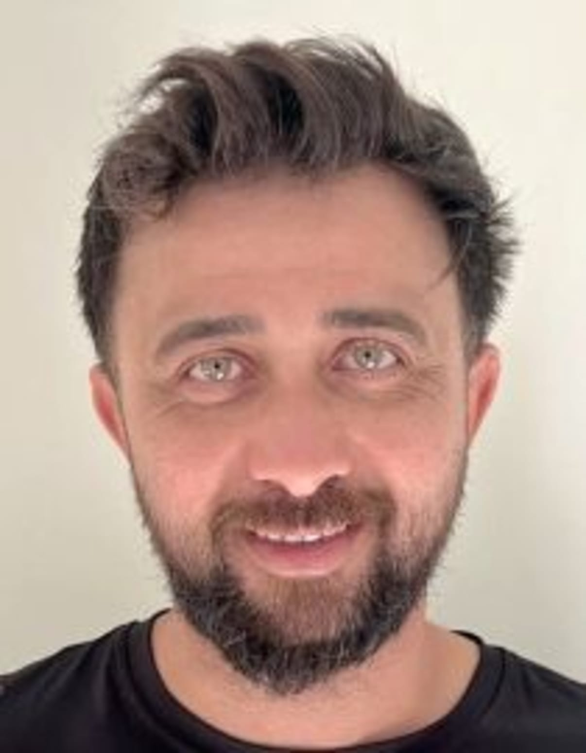 תמונת פורטרט של בעל המקצוע תמונת פורטרט של בעל המקצוע