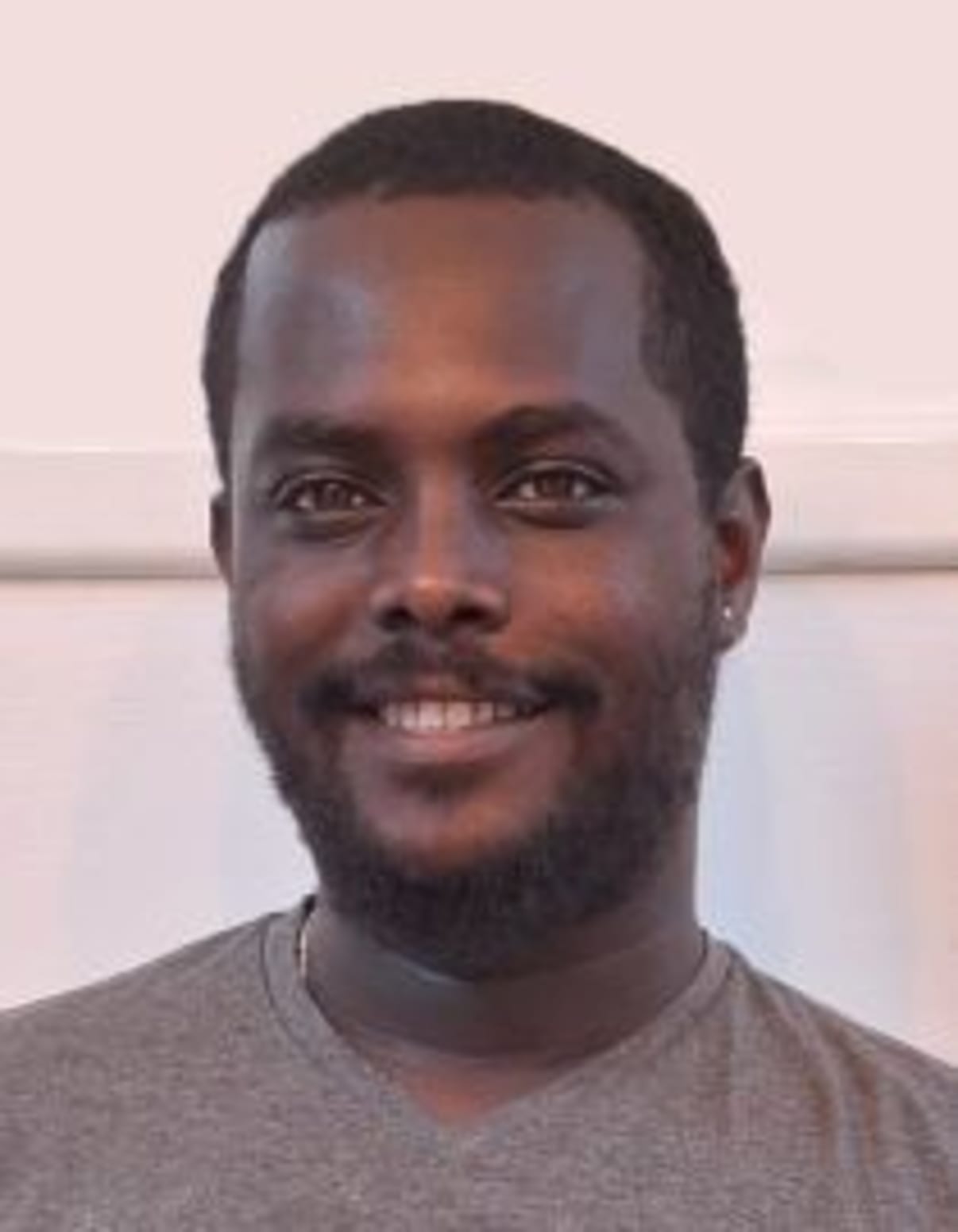 תמונת פורטרט של בעל המקצוע