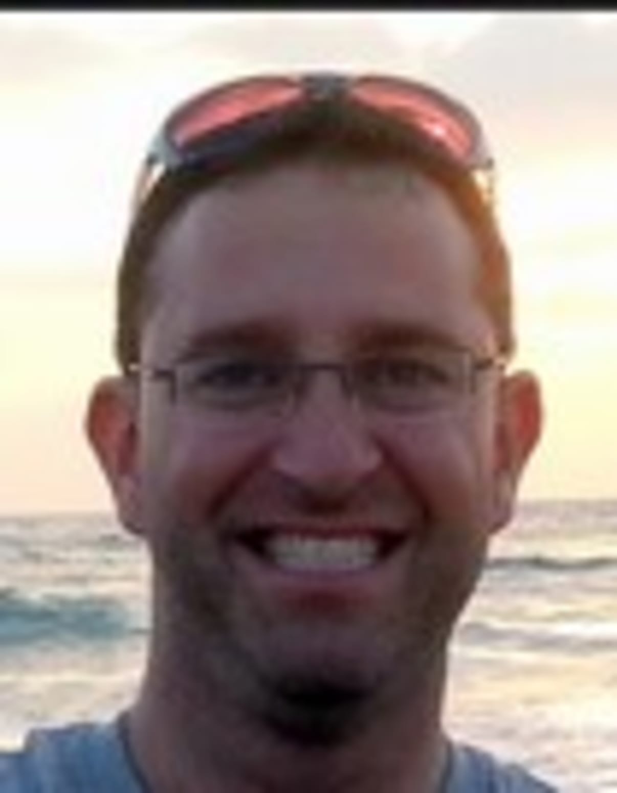 תמונת פורטרט של בעל המקצוע