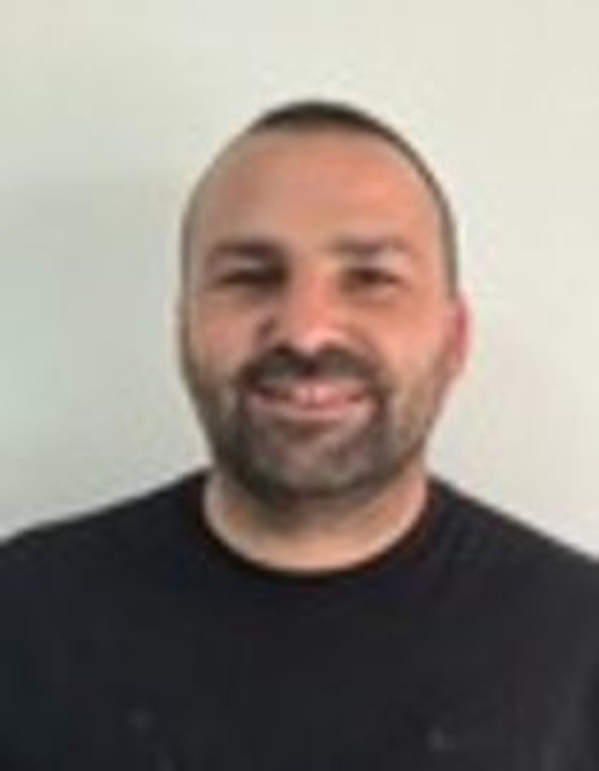 תמונת פורטרט של בעל המקצוע