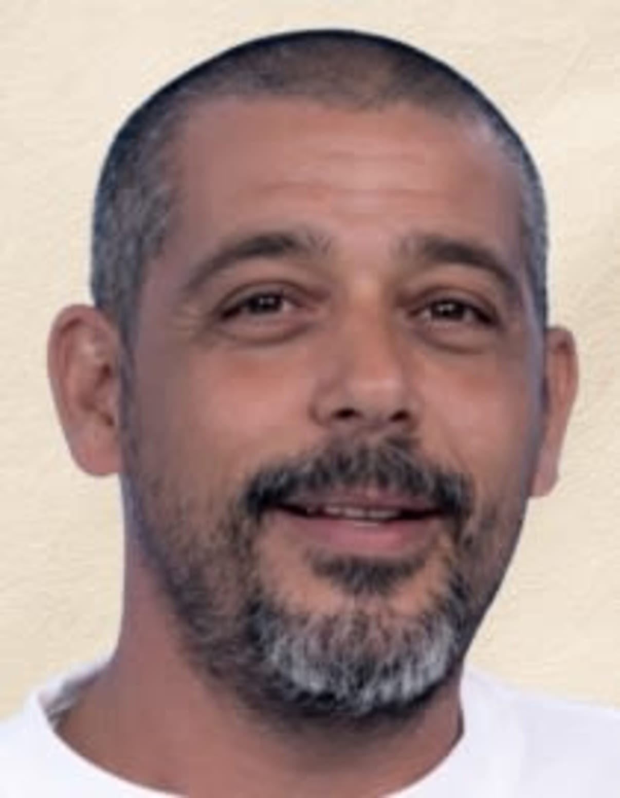 תמונת פורטרט של בעל המקצוע