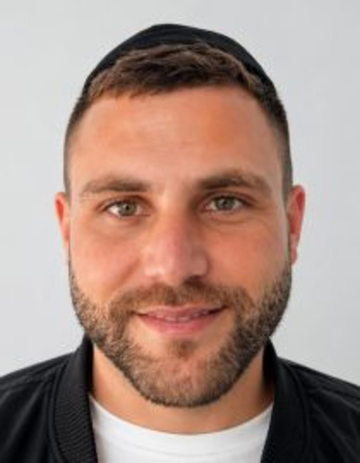 תמונת פורטרט של בעל המקצוע תמונת פורטרט של בעל המקצוע