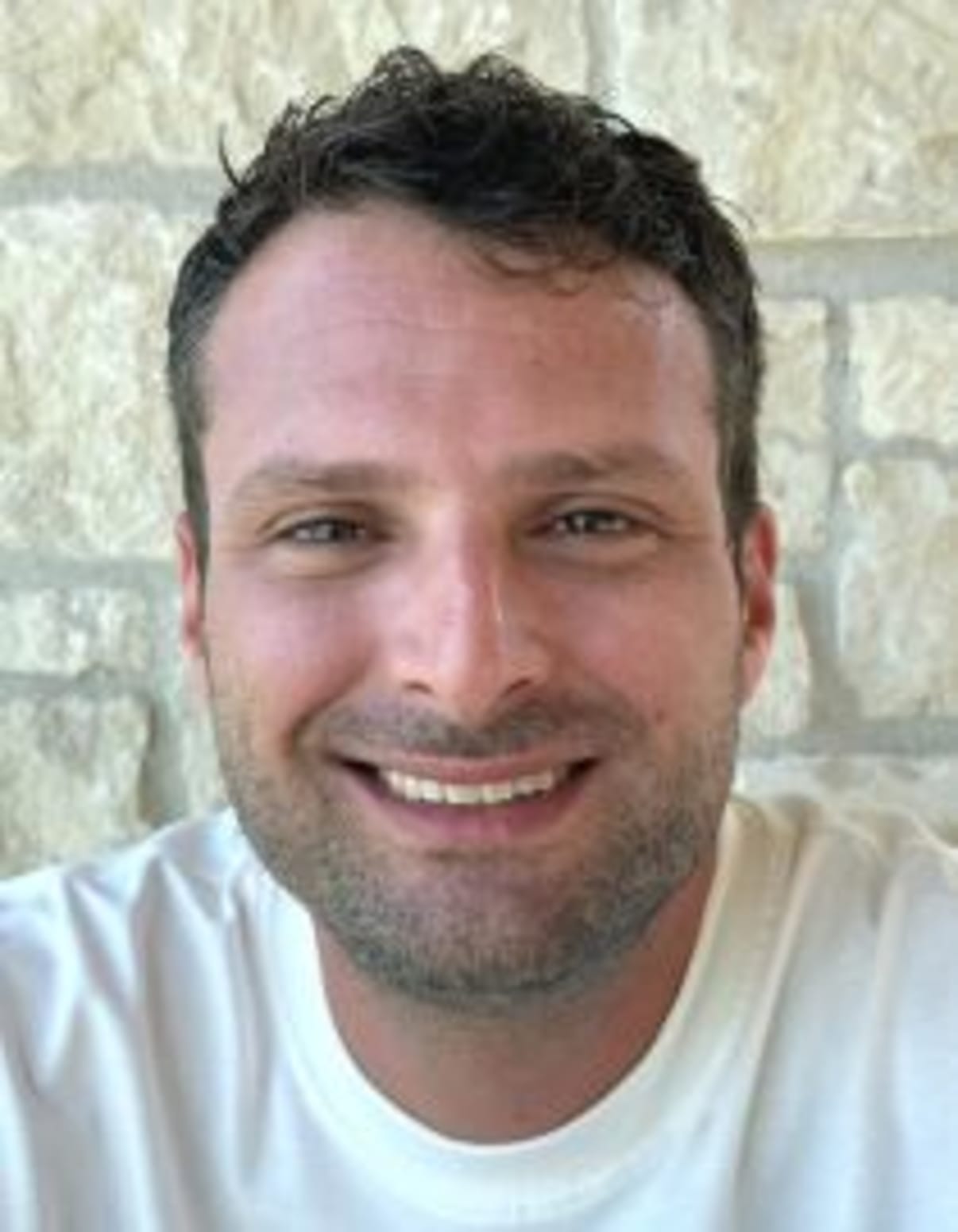 תמונת פורטרט של בעל המקצוע