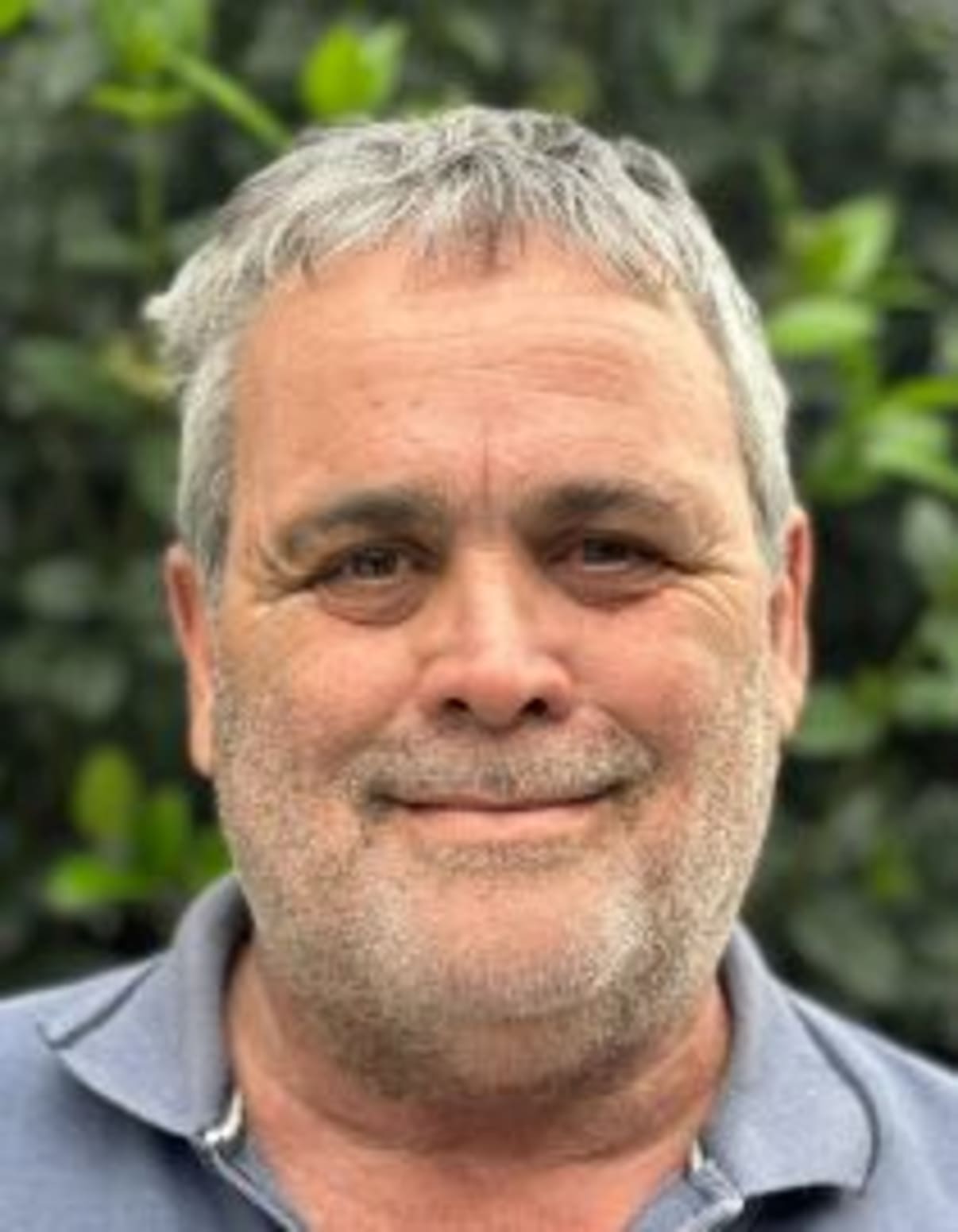 תמונת פורטרט של בעל המקצוע