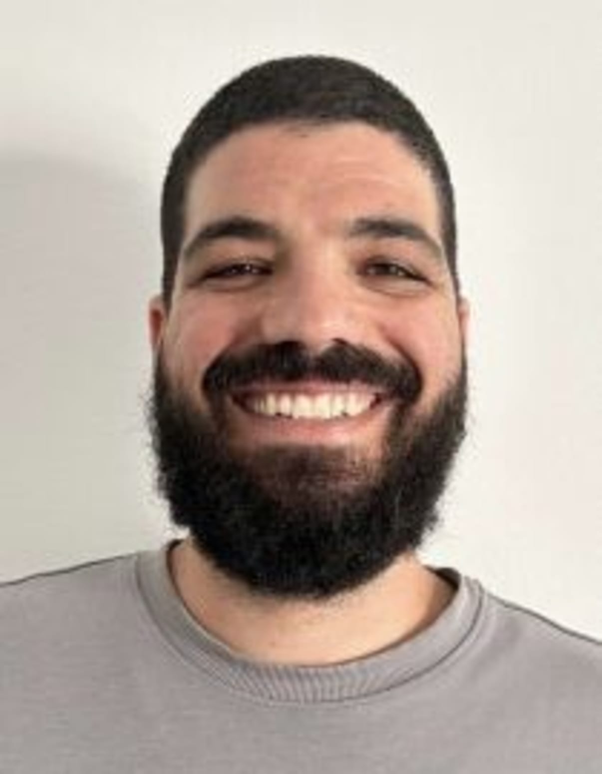 תמונת פורטרט של בעל המקצוע