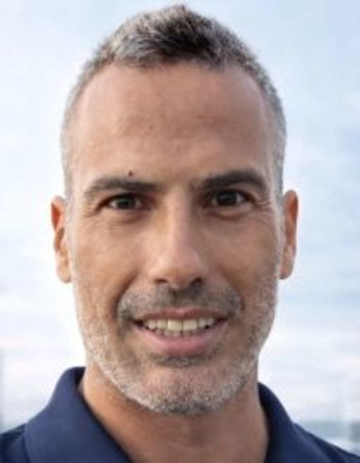 תמונת פורטרט של בעל המקצוע