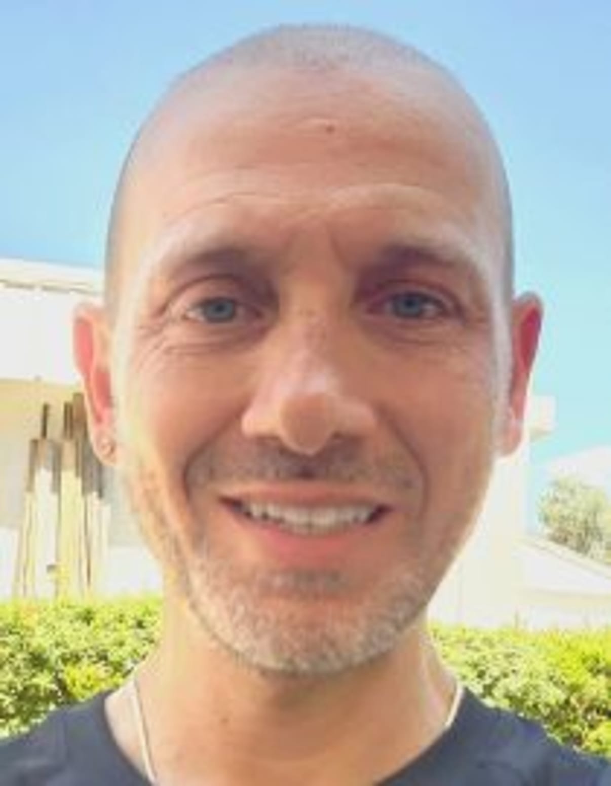 תמונת פורטרט של בעל המקצוע