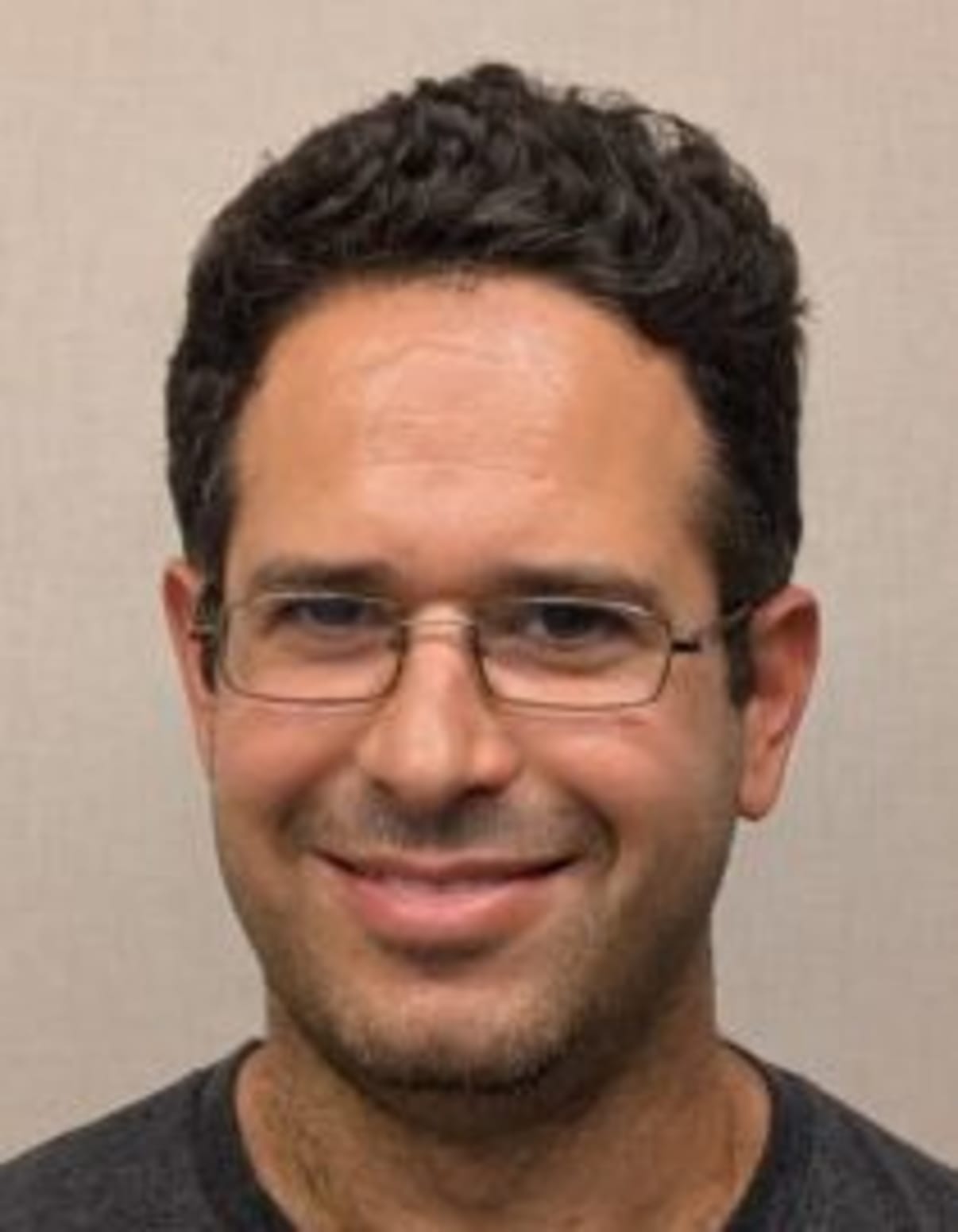 תמונת פורטרט של בעל המקצוע תמונת פורטרט של בעל המקצוע