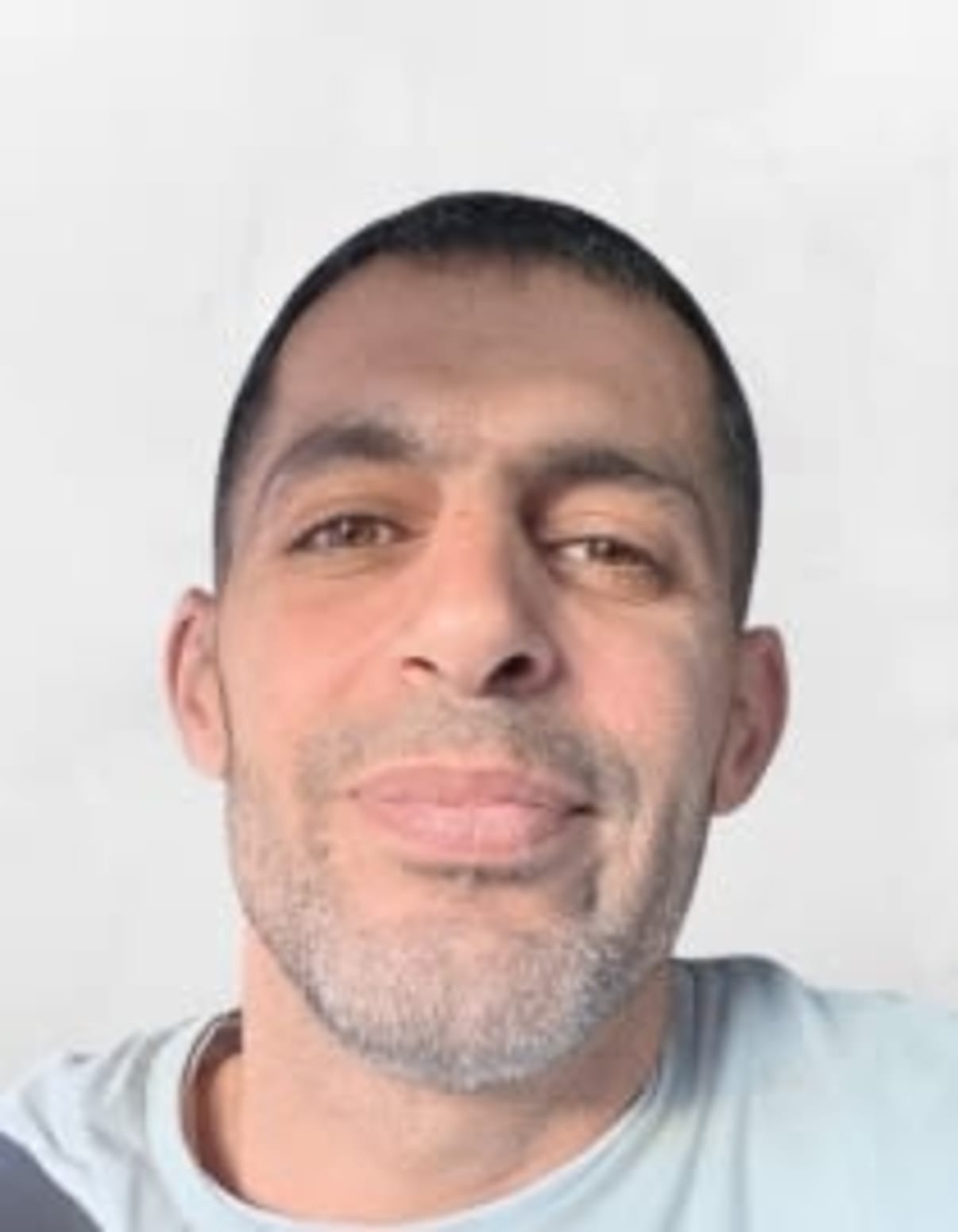 תמונת פורטרט של בעל המקצוע