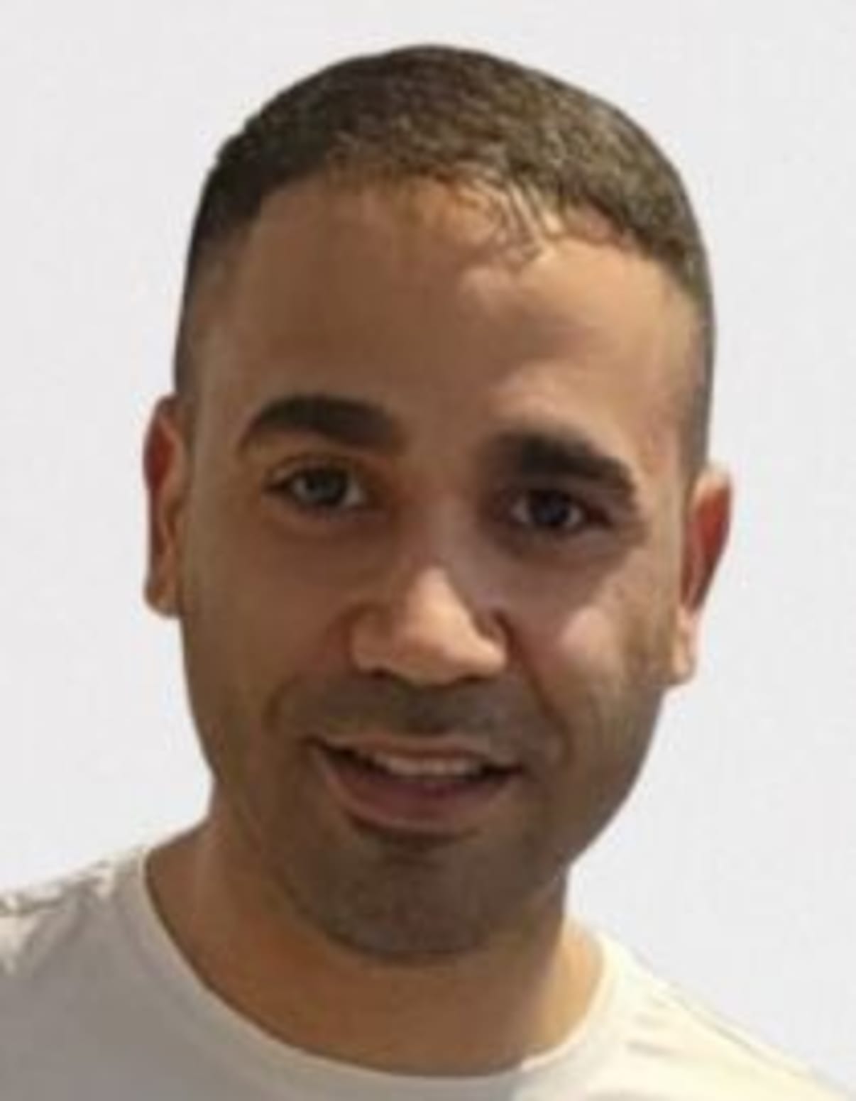 תמונת פורטרט של בעל המקצוע