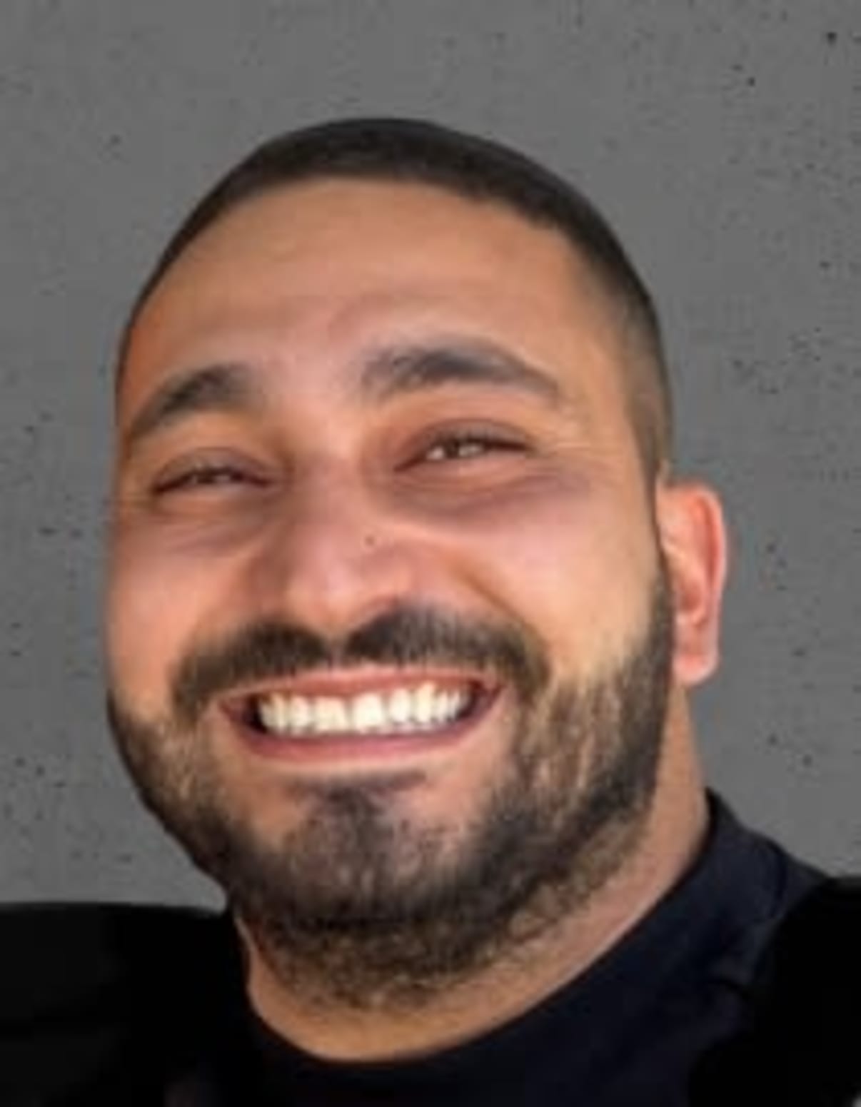 תמונת פורטרט של בעל המקצוע