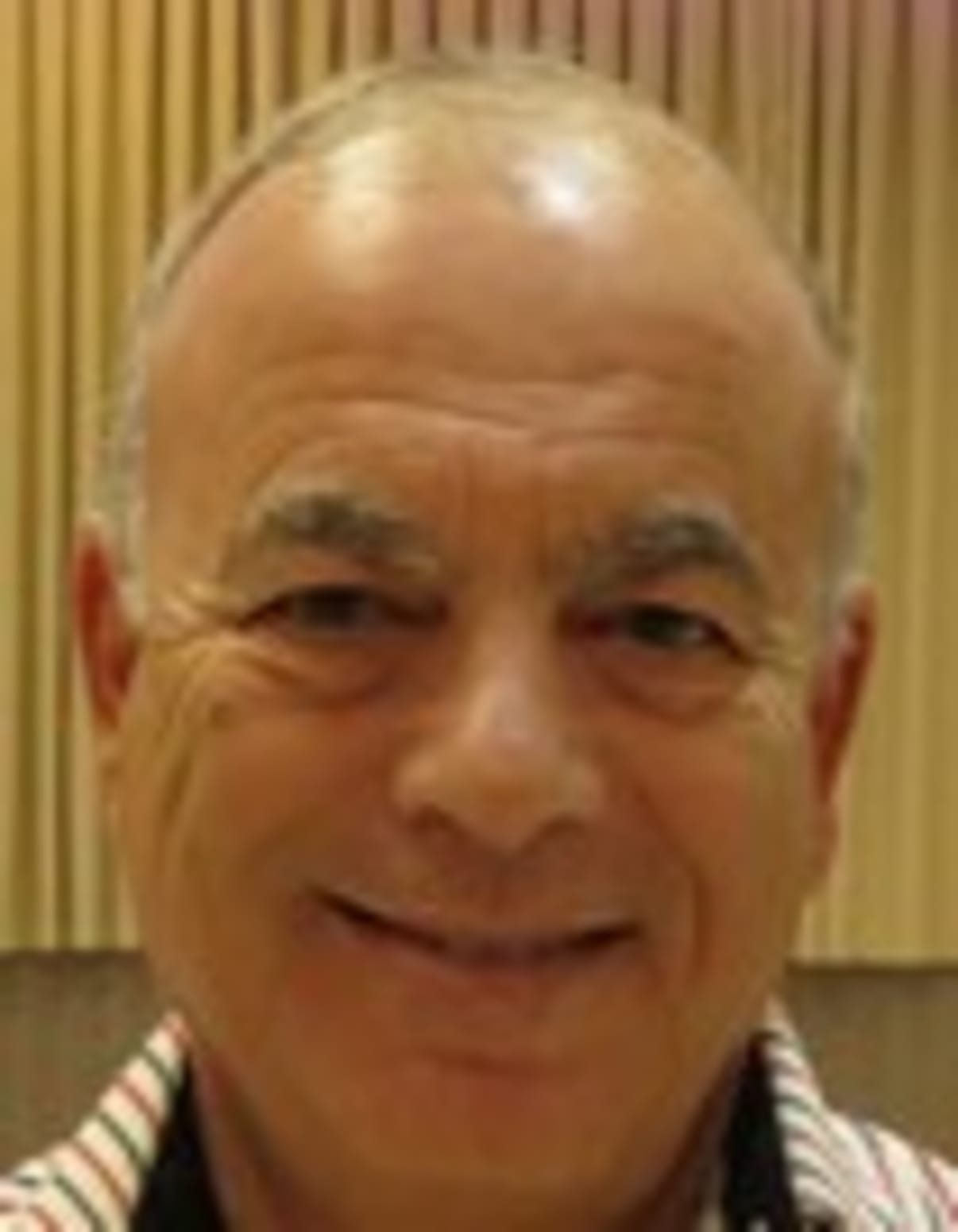 תמונת פורטרט של בעל המקצוע