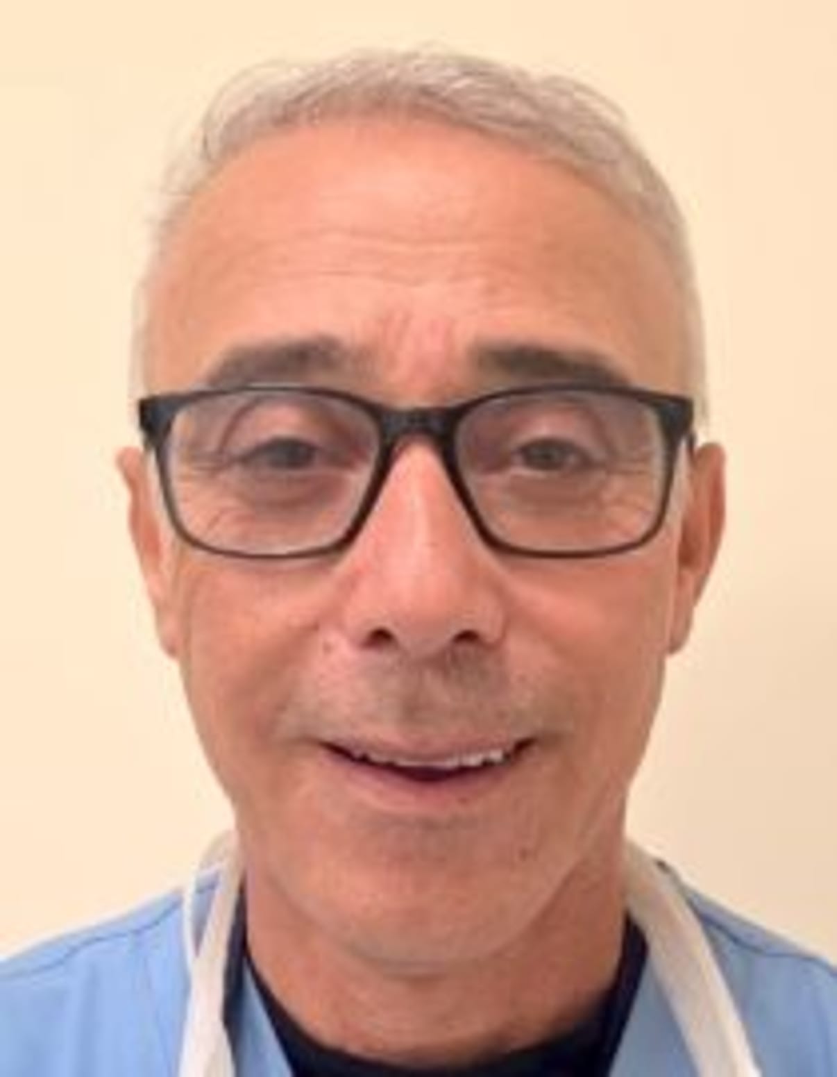 תמונת פורטרט של בעל המקצוע תמונת פורטרט של בעל המקצוע