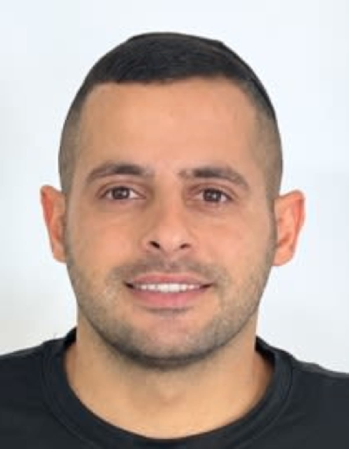תמונת פורטרט של בעל המקצוע