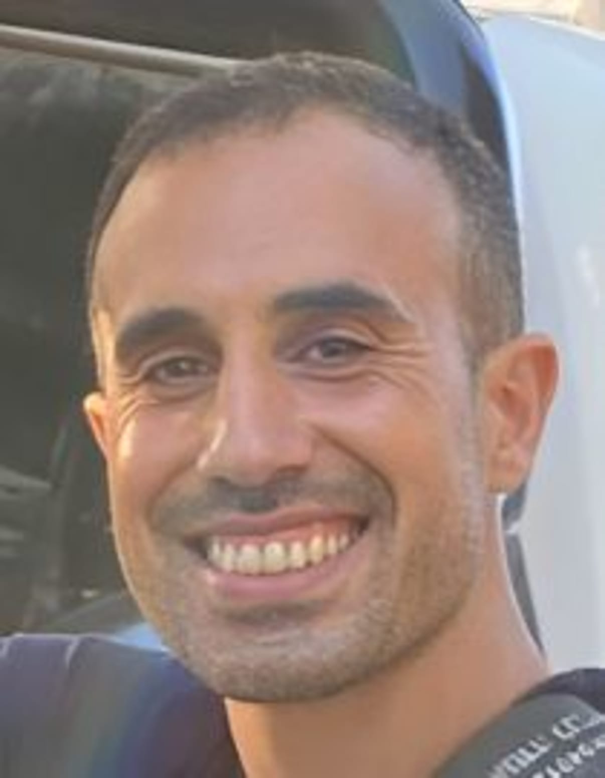 תמונת פורטרט של בעל המקצוע