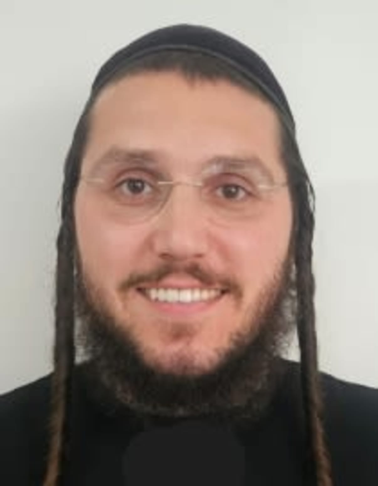 תמונת פורטרט של בעל המקצוע