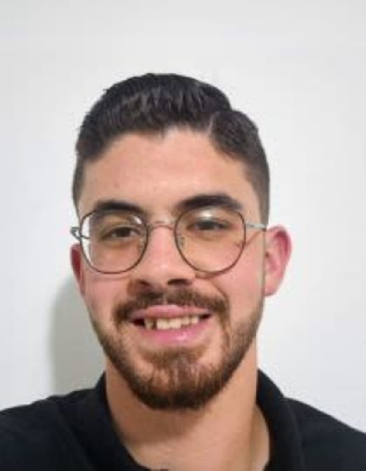 תמונת פורטרט של בעל המקצוע