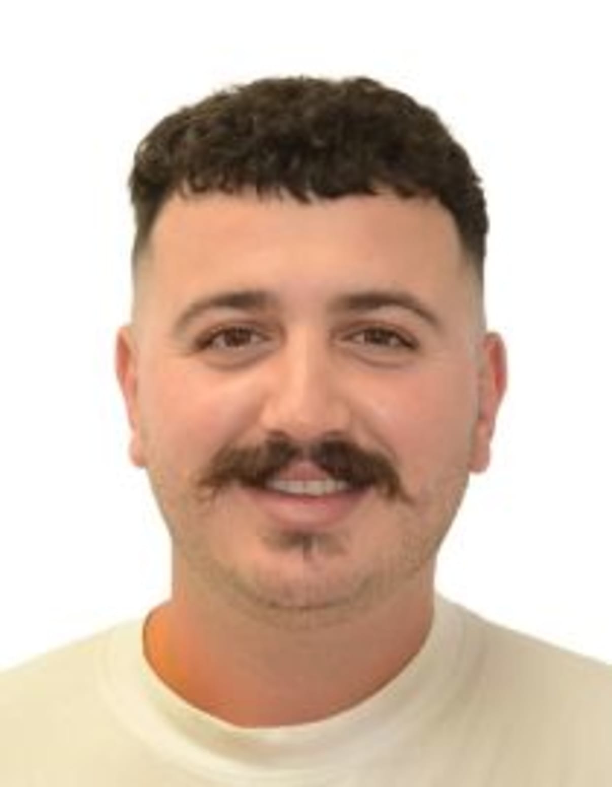 תמונת פורטרט של בעל המקצוע