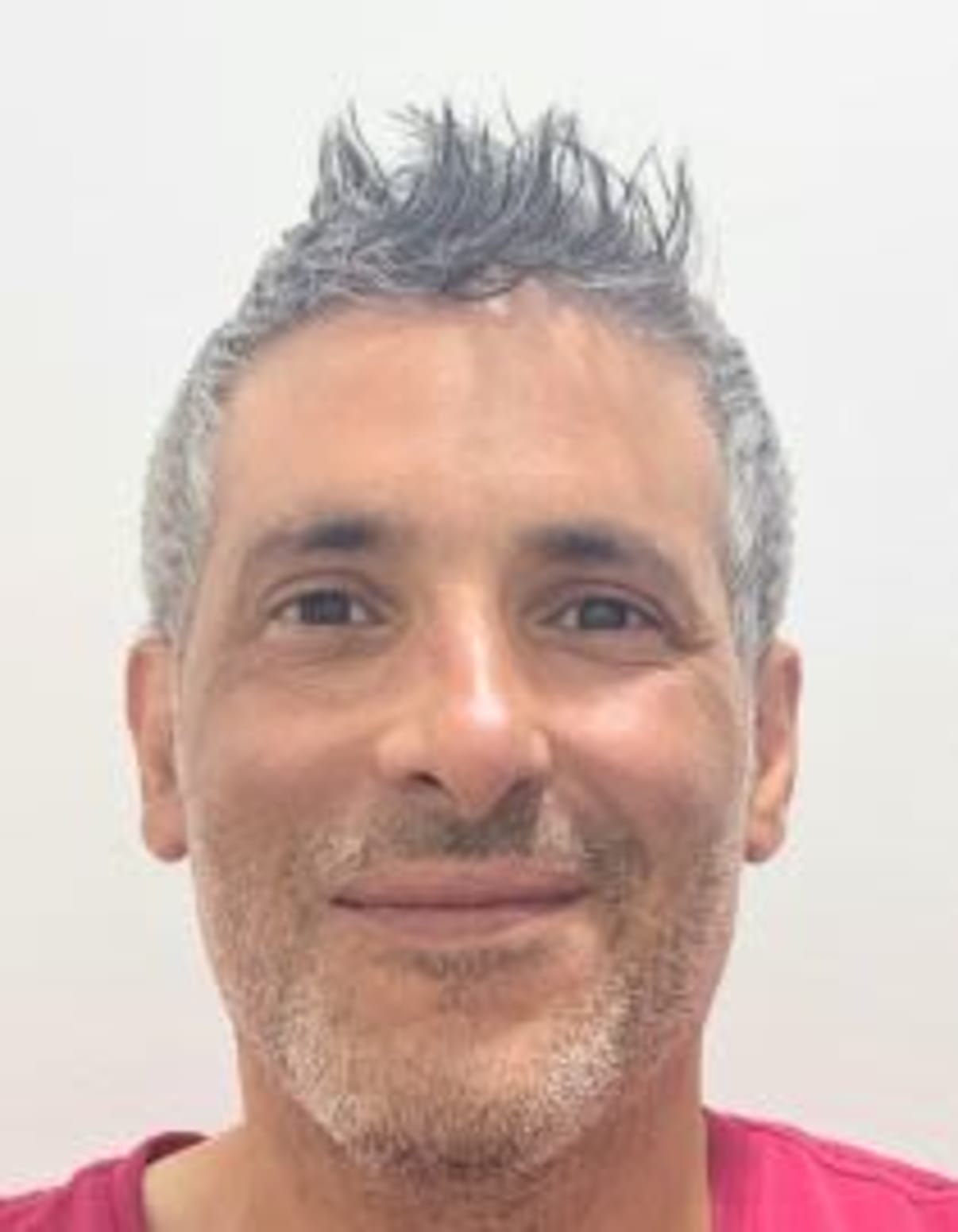 תמונת פורטרט של בעל המקצוע