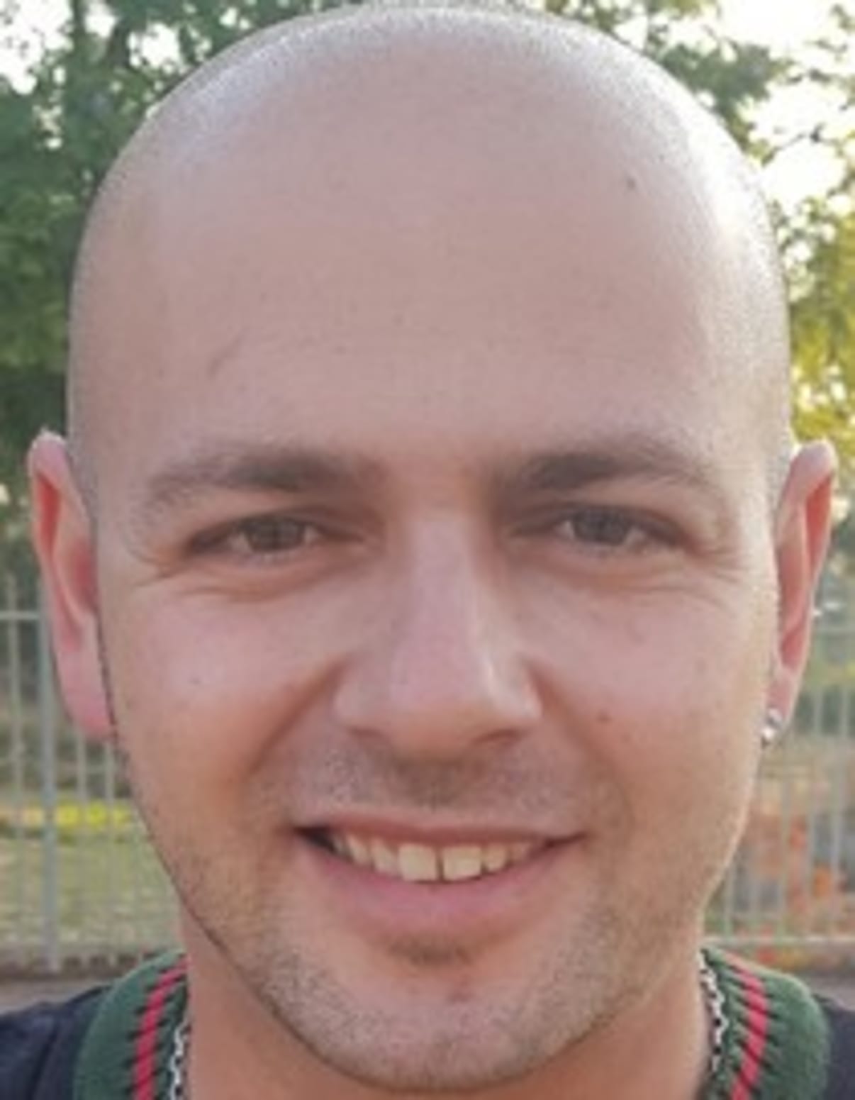 תמונת פורטרט של בעל המקצוע