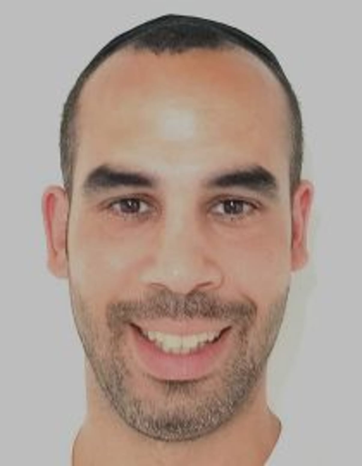 תמונת פורטרט של בעל המקצוע