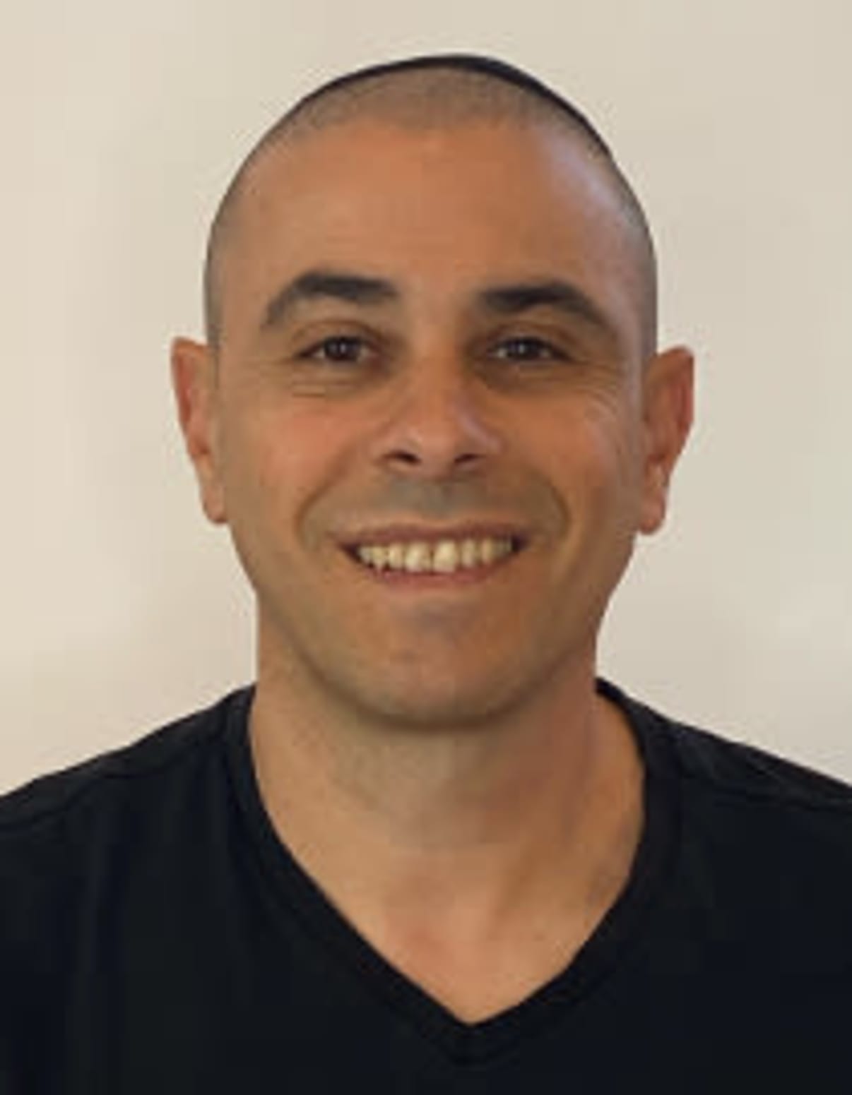 תמונת פורטרט של בעל המקצוע