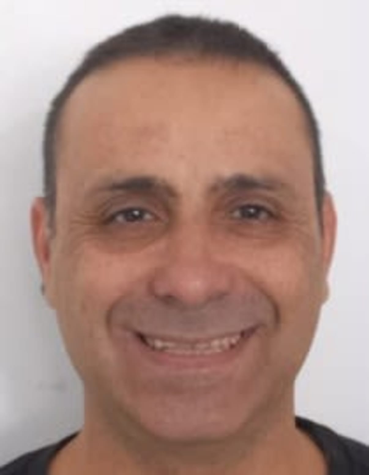 תמונת פורטרט של בעל המקצוע