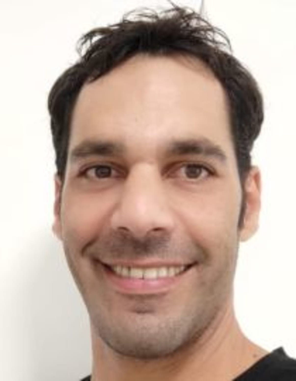 תמונת פורטרט של בעל המקצוע