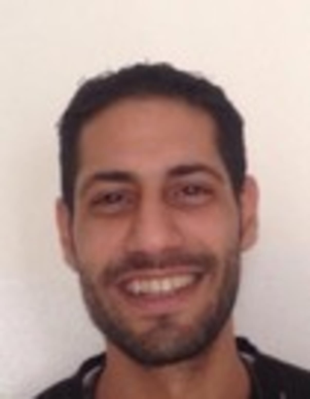 תמונת פורטרט של בעל המקצוע