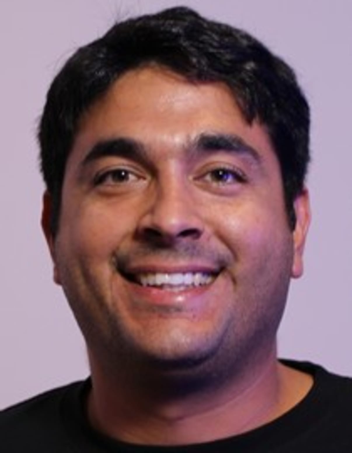 תמונת פורטרט של בעל המקצוע