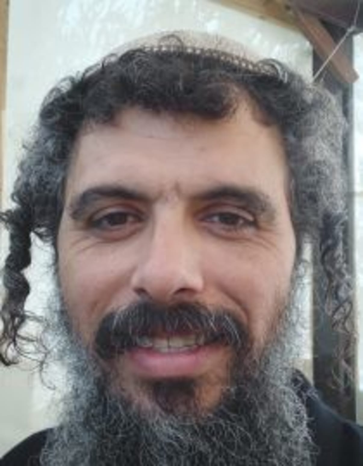 תמונת פורטרט של בעל המקצוע