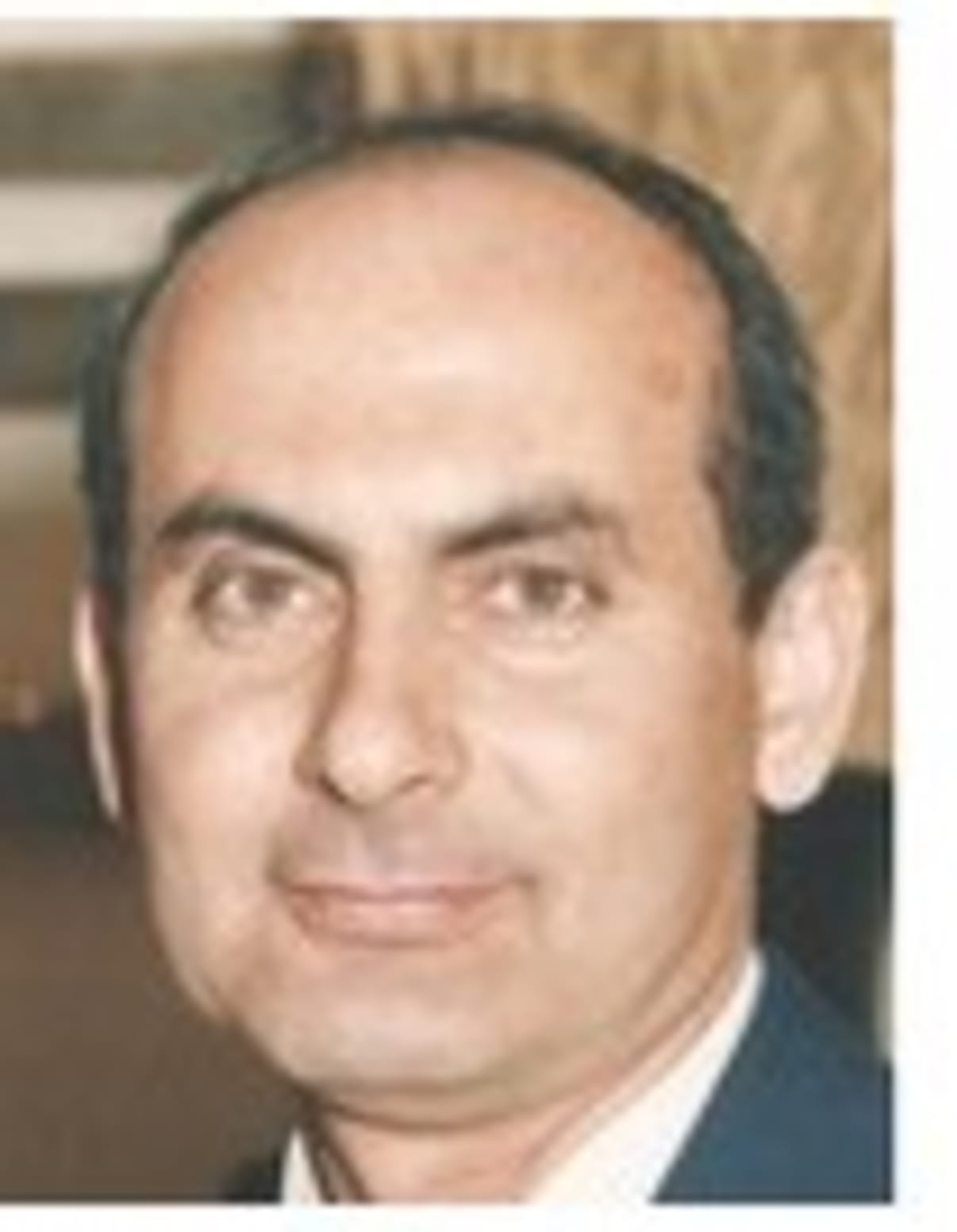 תמונת פורטרט של בעל המקצוע