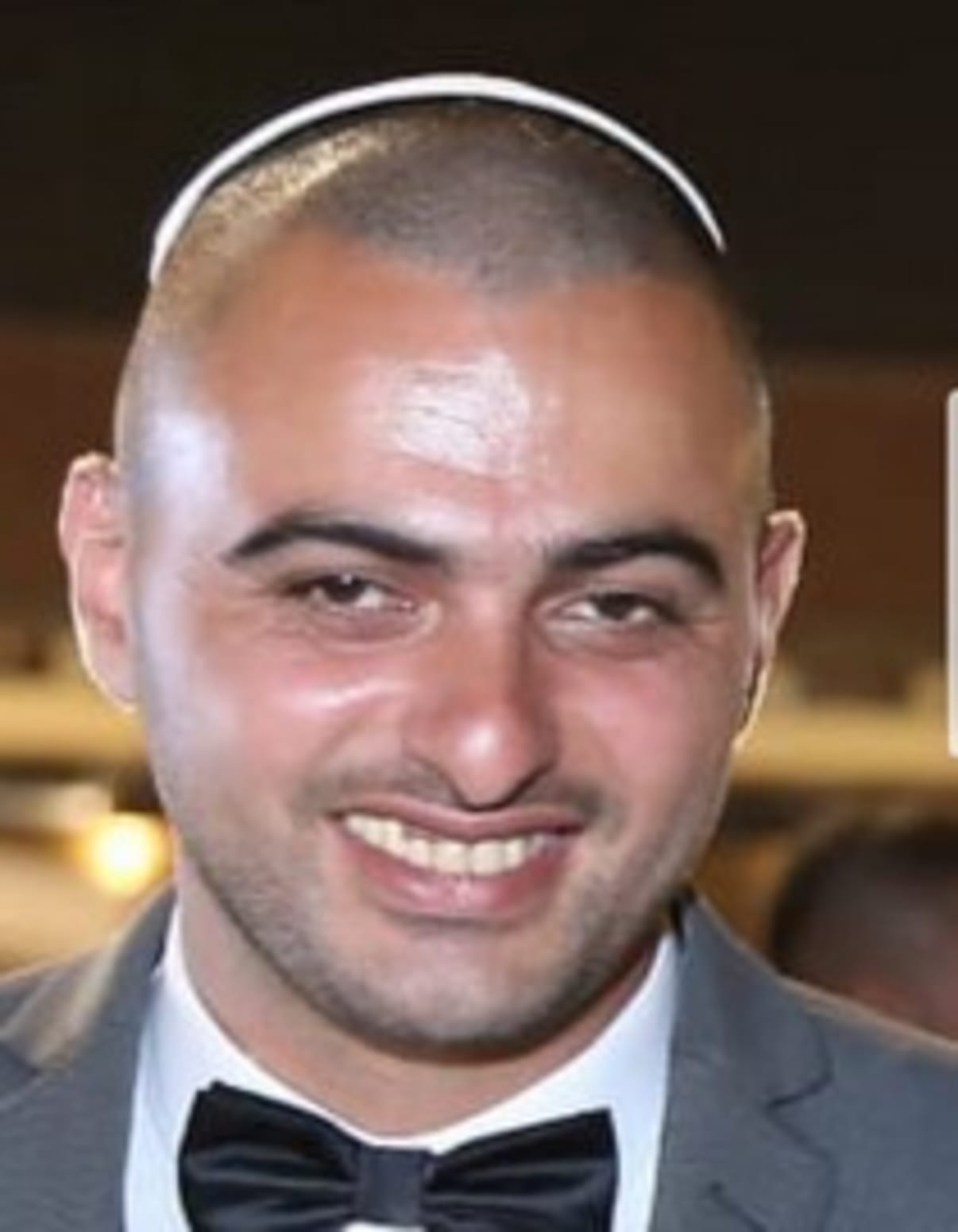 תמונת פורטרט של בעל המקצוע