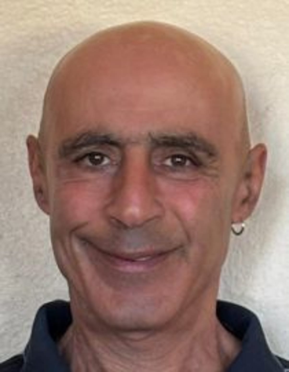 תמונת פורטרט של בעל המקצוע