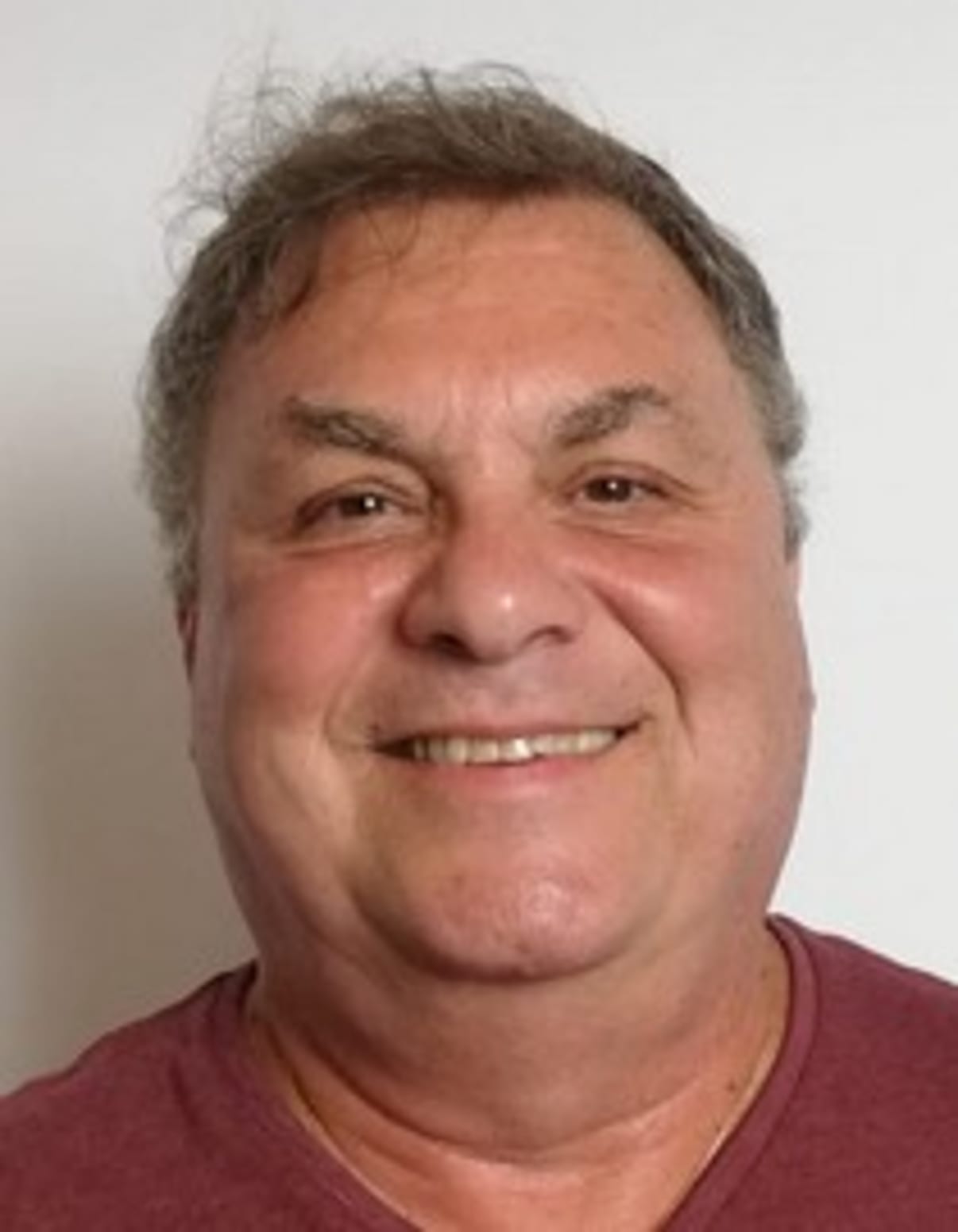 תמונת פורטרט של בעל המקצוע