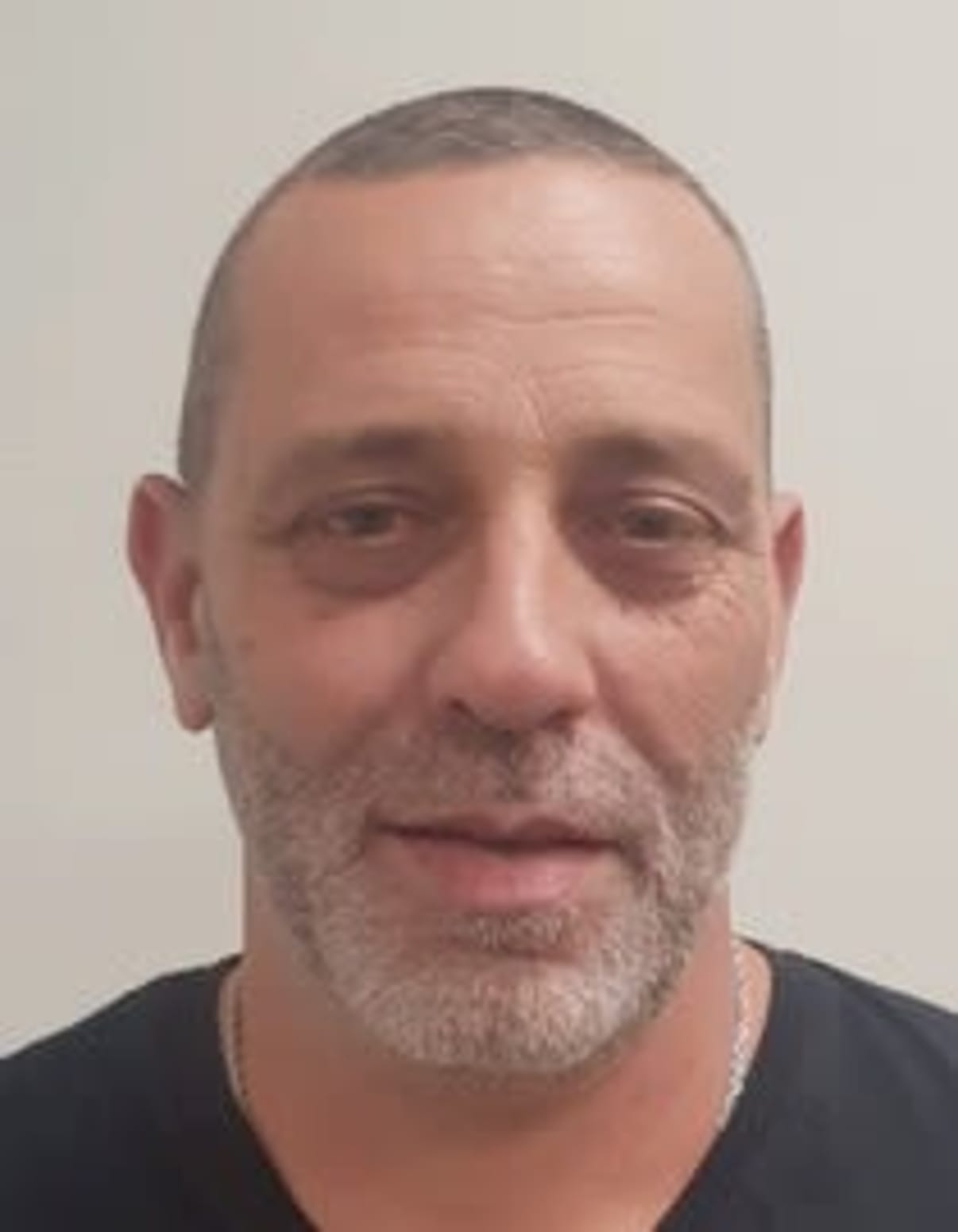 תמונת פורטרט של בעל המקצוע