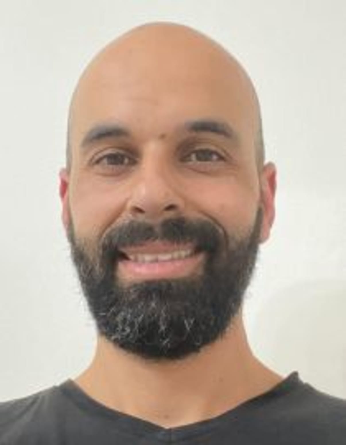 תמונת פורטרט של בעל המקצוע