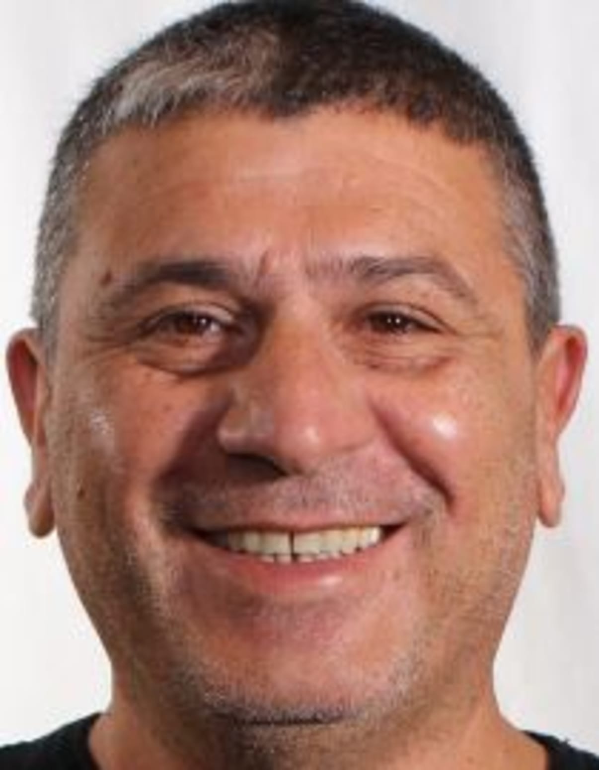 תמונת פורטרט של בעל המקצוע