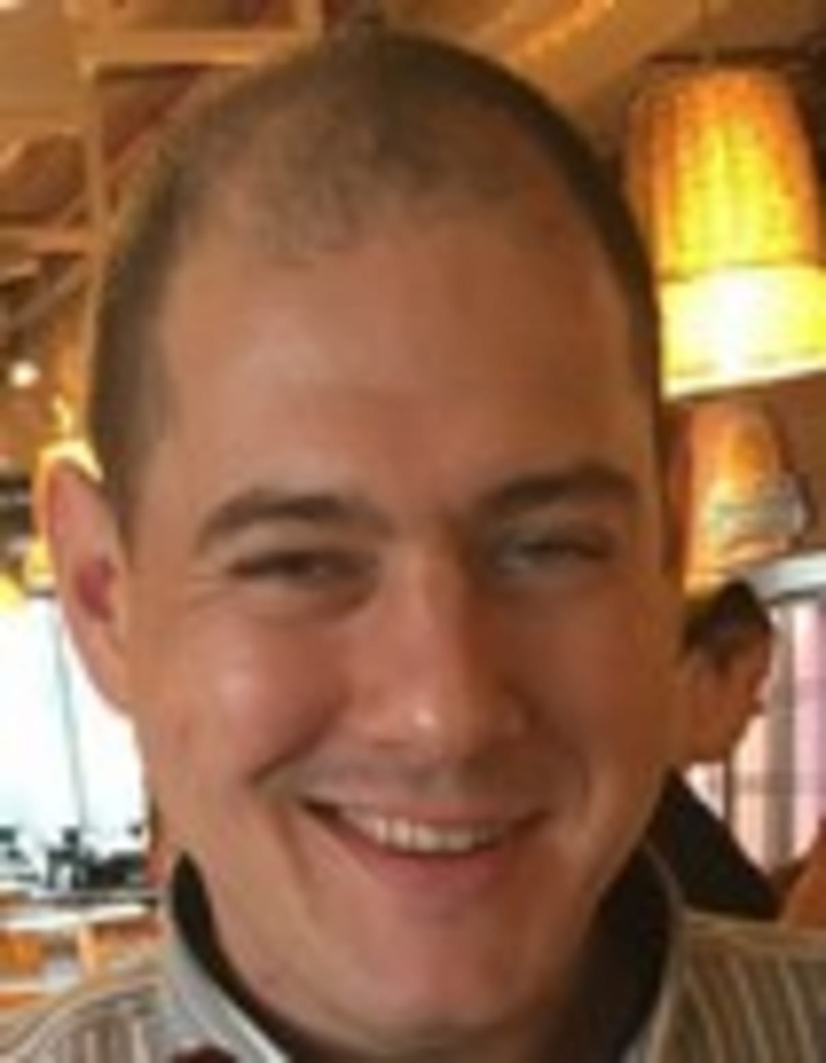 תמונת פורטרט של בעל המקצוע