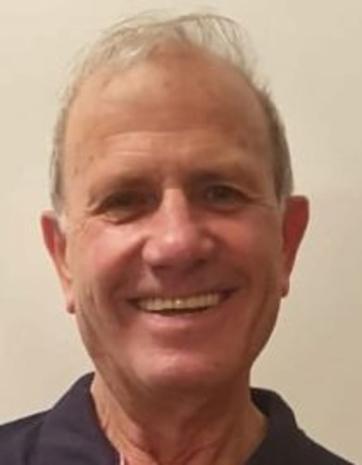 תמונת פורטרט של בעל המקצוע