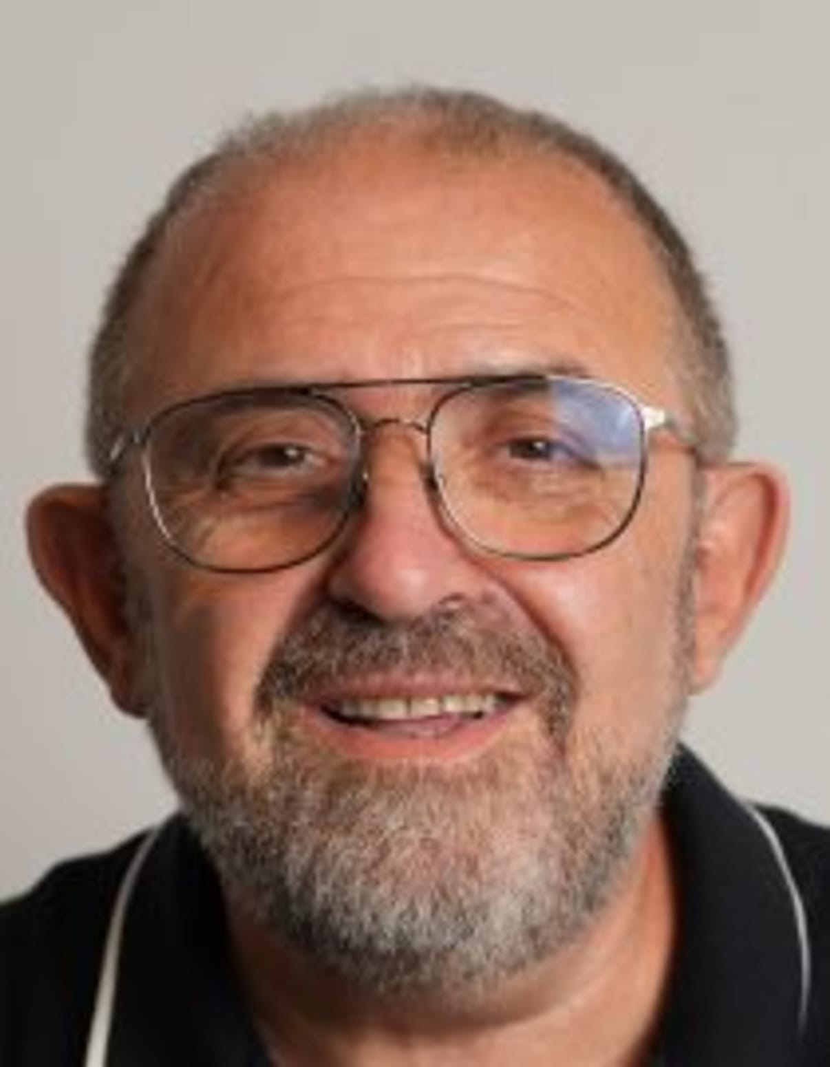 תמונת פורטרט של בעל המקצוע תמונת פורטרט של בעל המקצוע