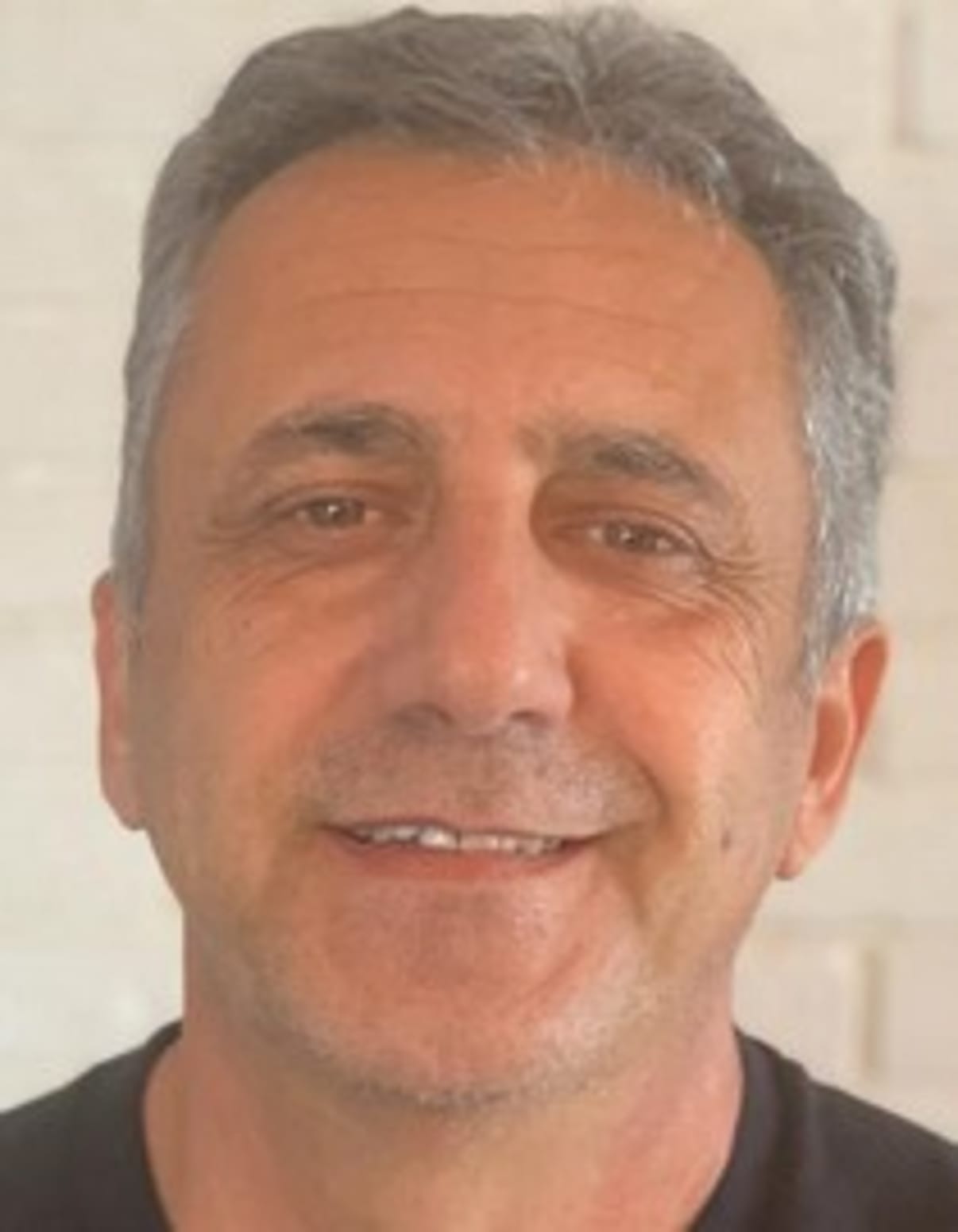 תמונת פורטרט של בעל המקצוע