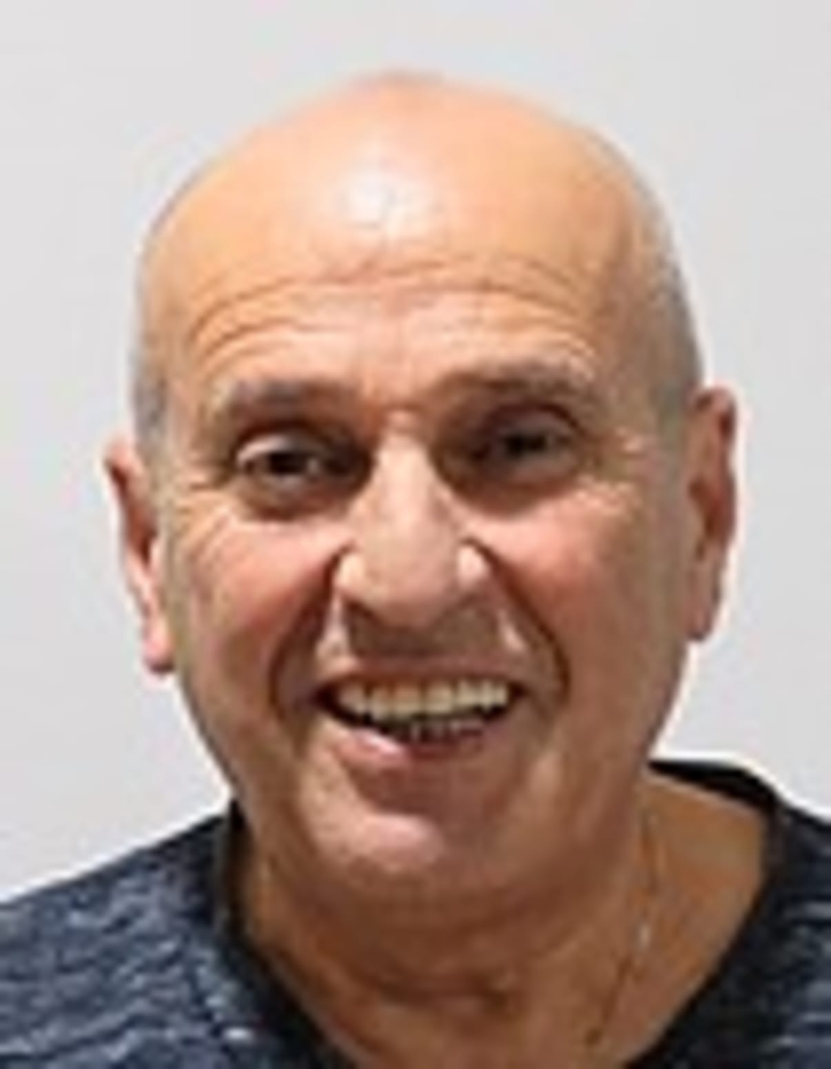 תמונת פורטרט של בעל המקצוע