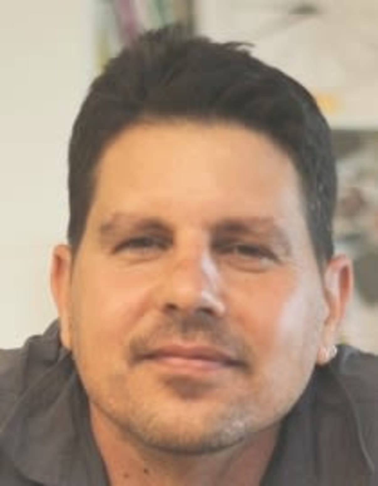 תמונת פורטרט של בעל המקצוע