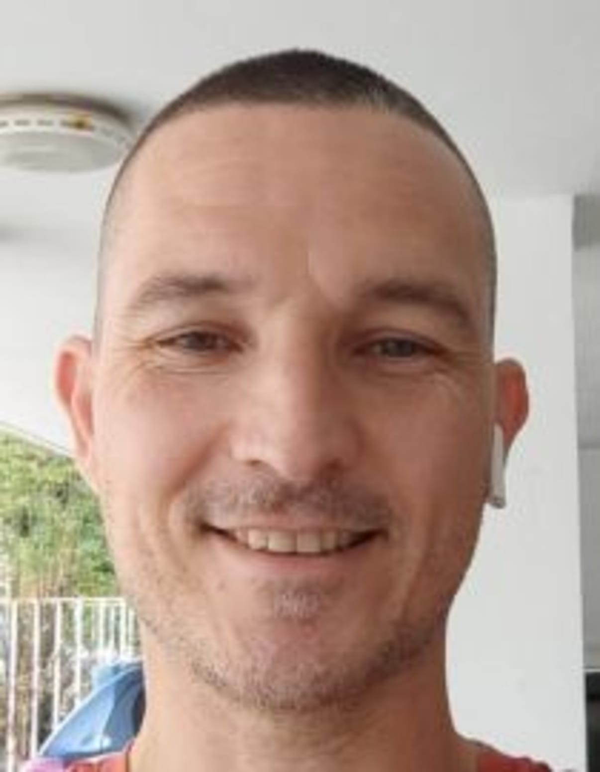 תמונת פורטרט של בעל המקצוע