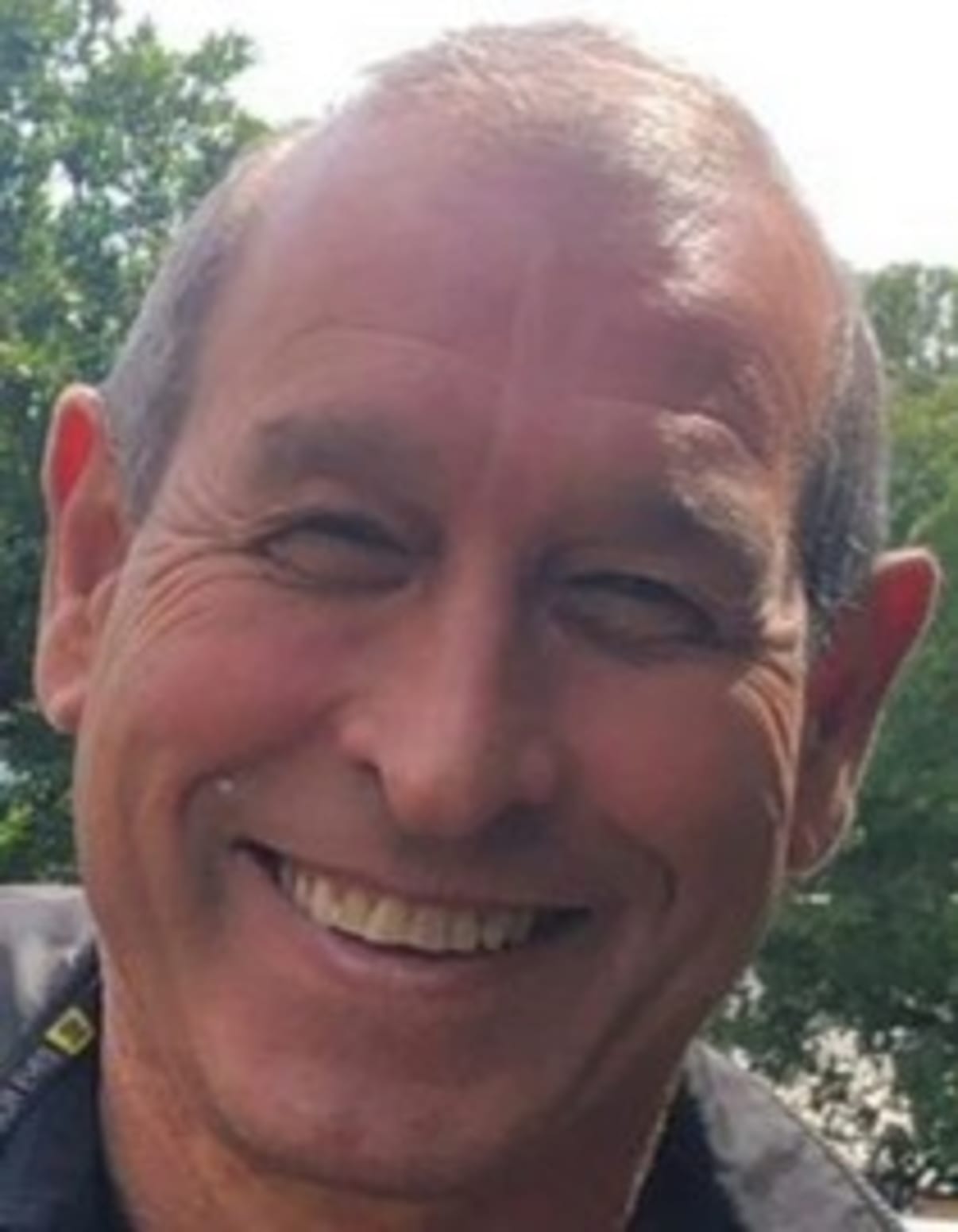 תמונת פורטרט של בעל המקצוע