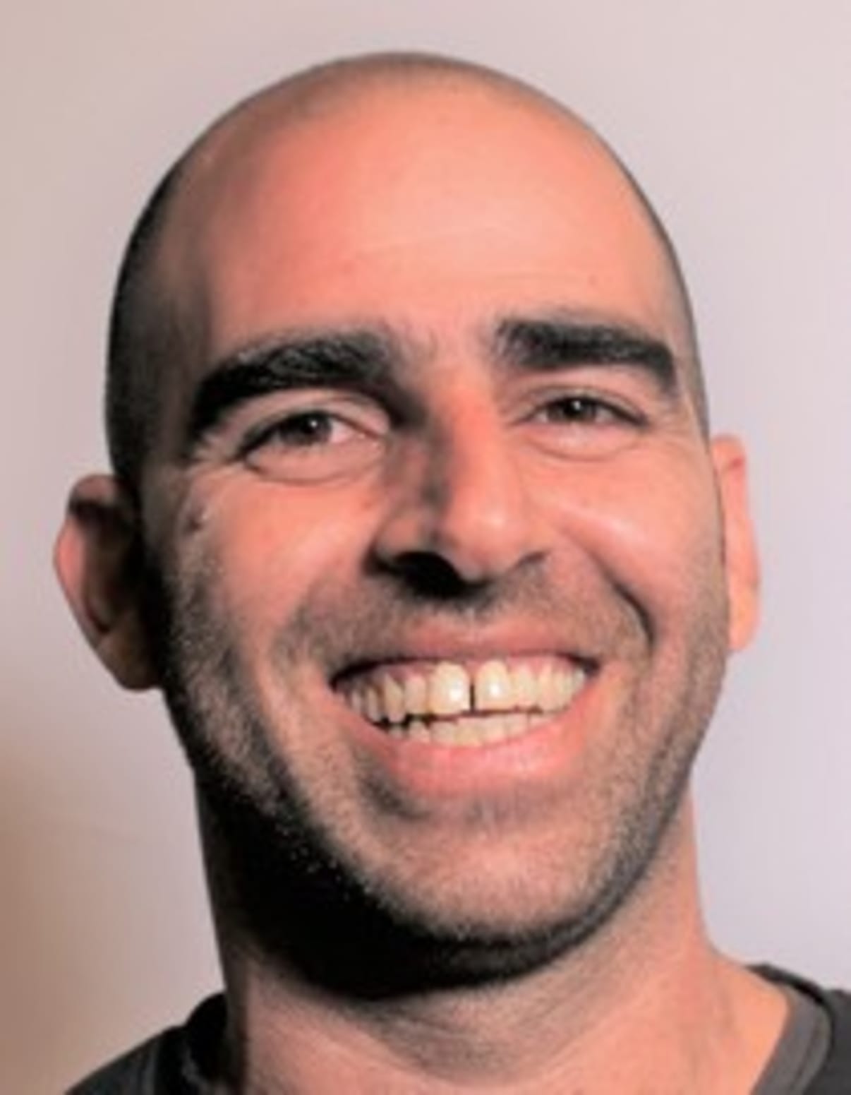 תמונת פורטרט של בעל המקצוע