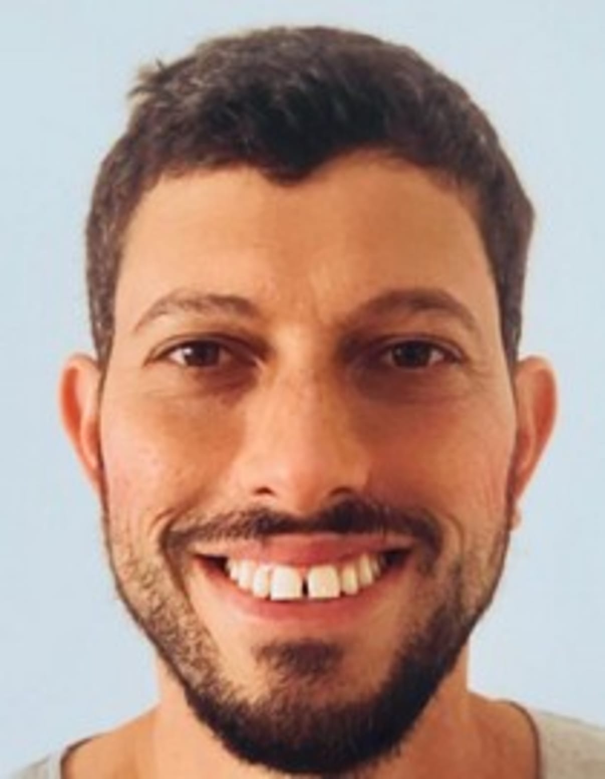 תמונת פורטרט של בעל המקצוע