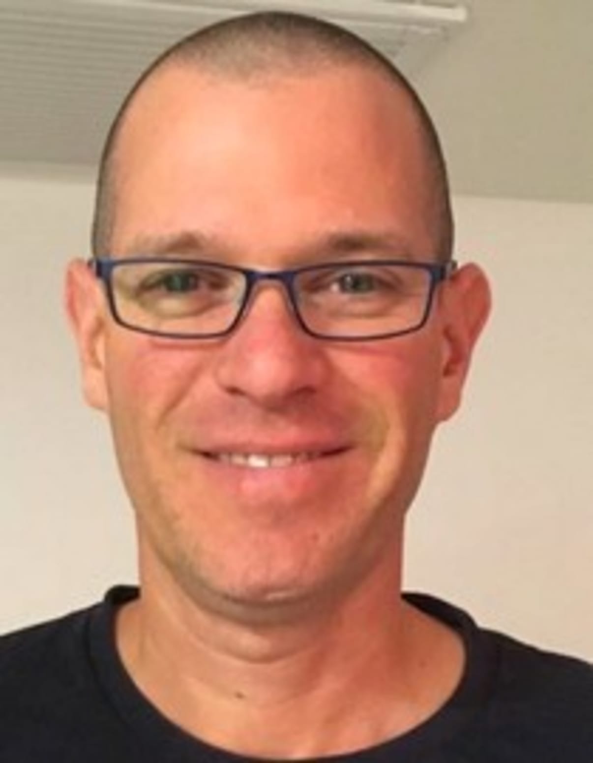 תמונת פורטרט של בעל המקצוע